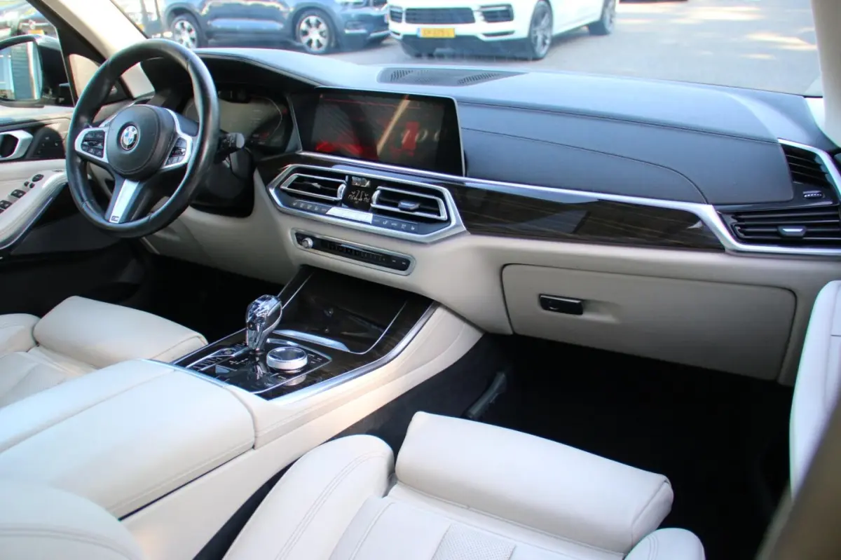 XDrive40i High Executive DEALER OND. PANO-DAK NAP