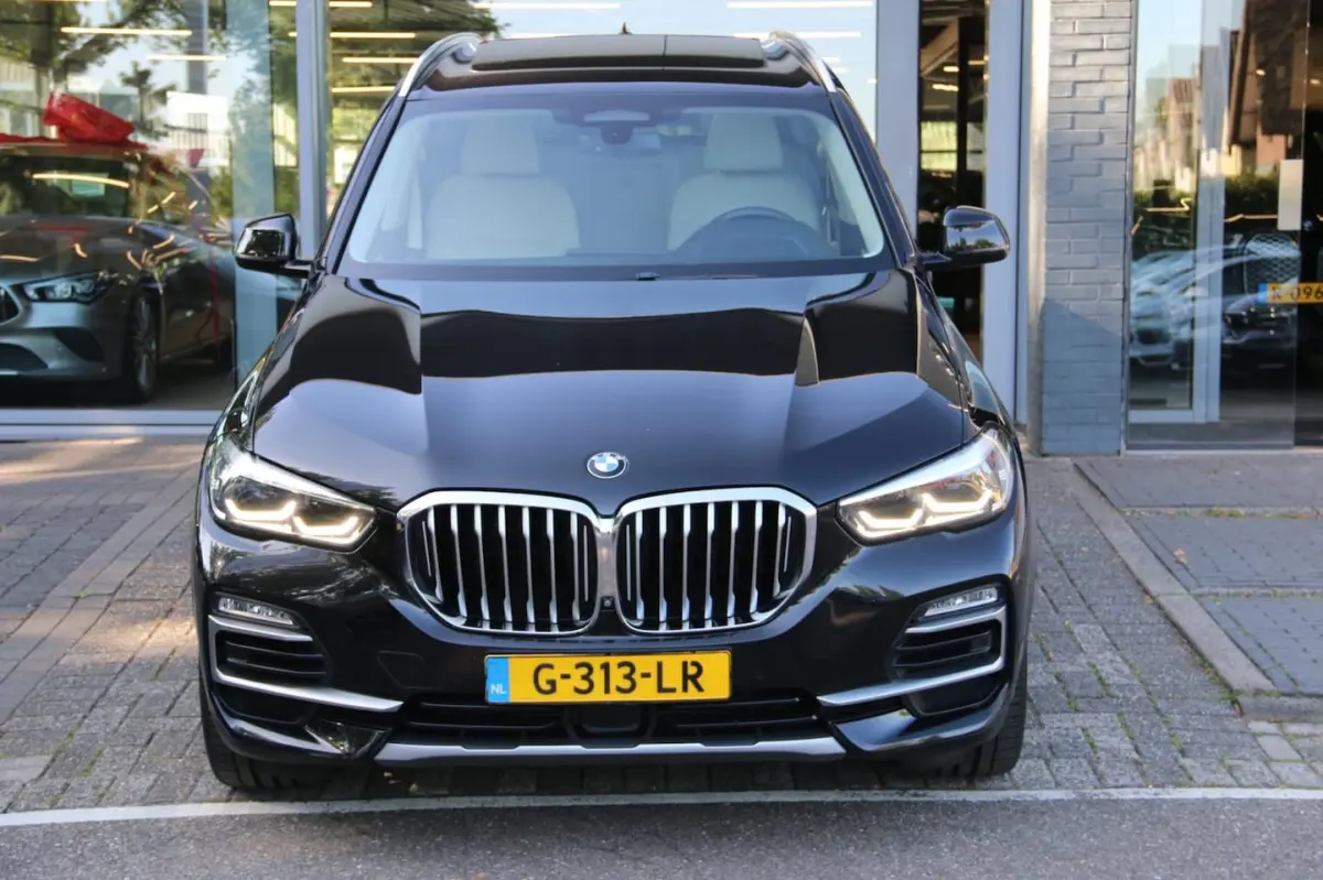 XDrive40i High Executive DEALER OND. PANO-DAK NAP