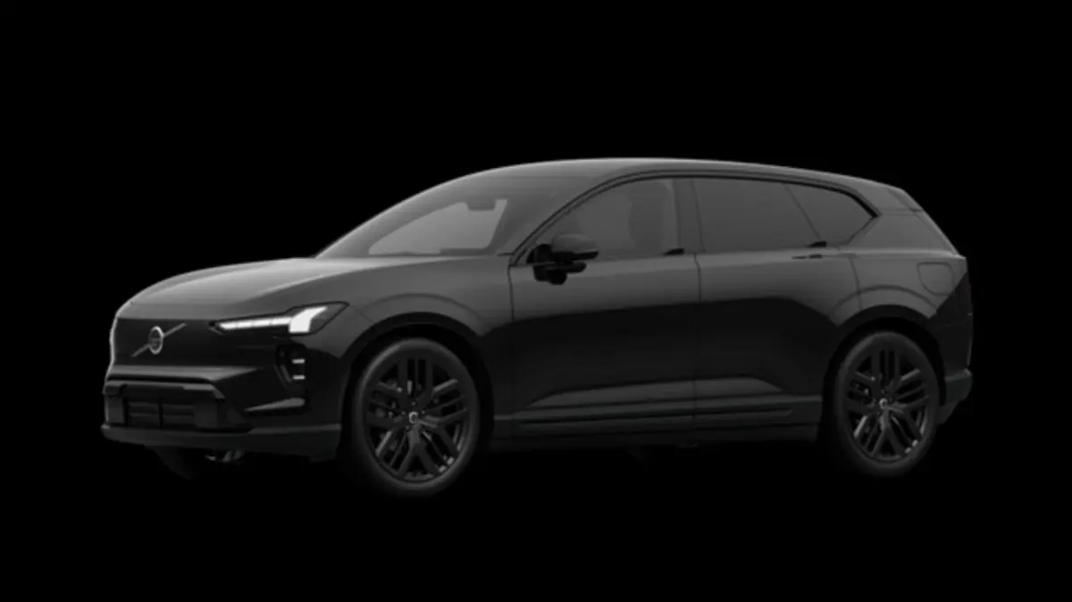 Ultra P10 AWD Electric 22" Dark Pano B&W Nappa