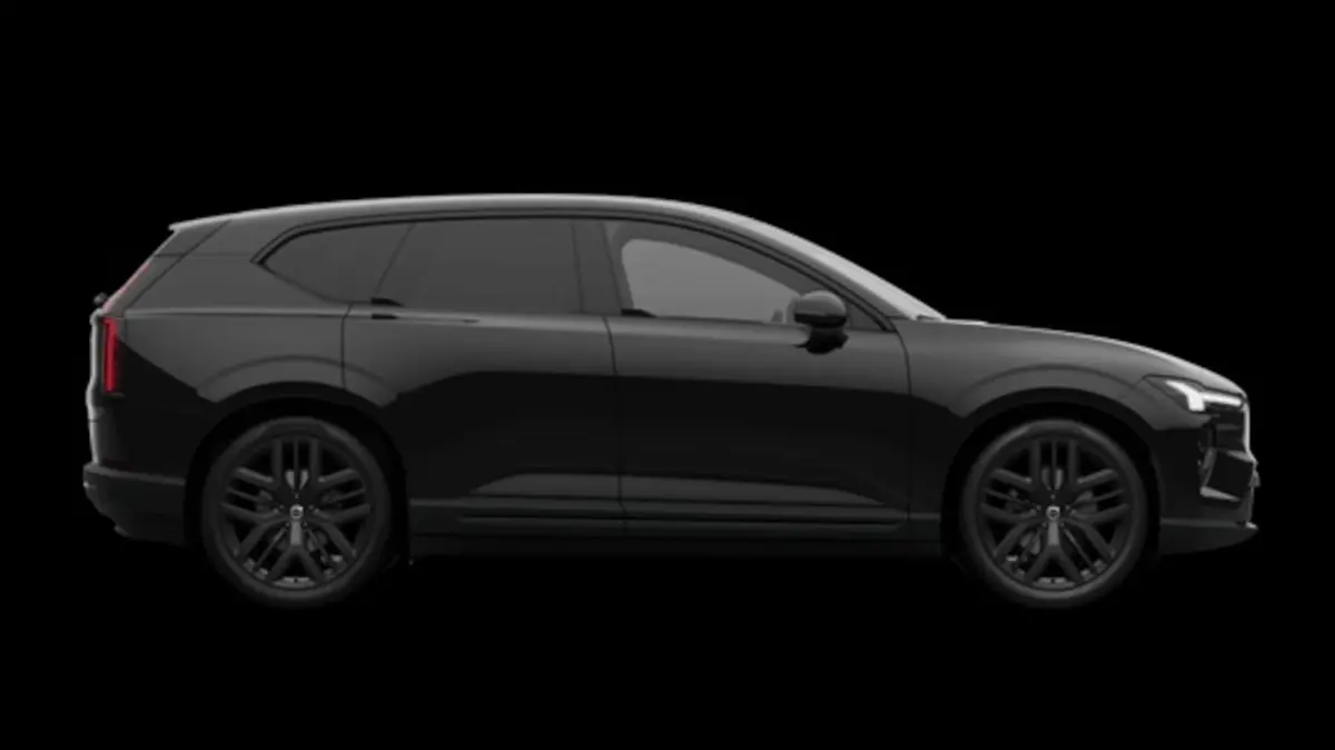 Ultra P10 AWD Electric 22" Dark Pano B&W Nappa