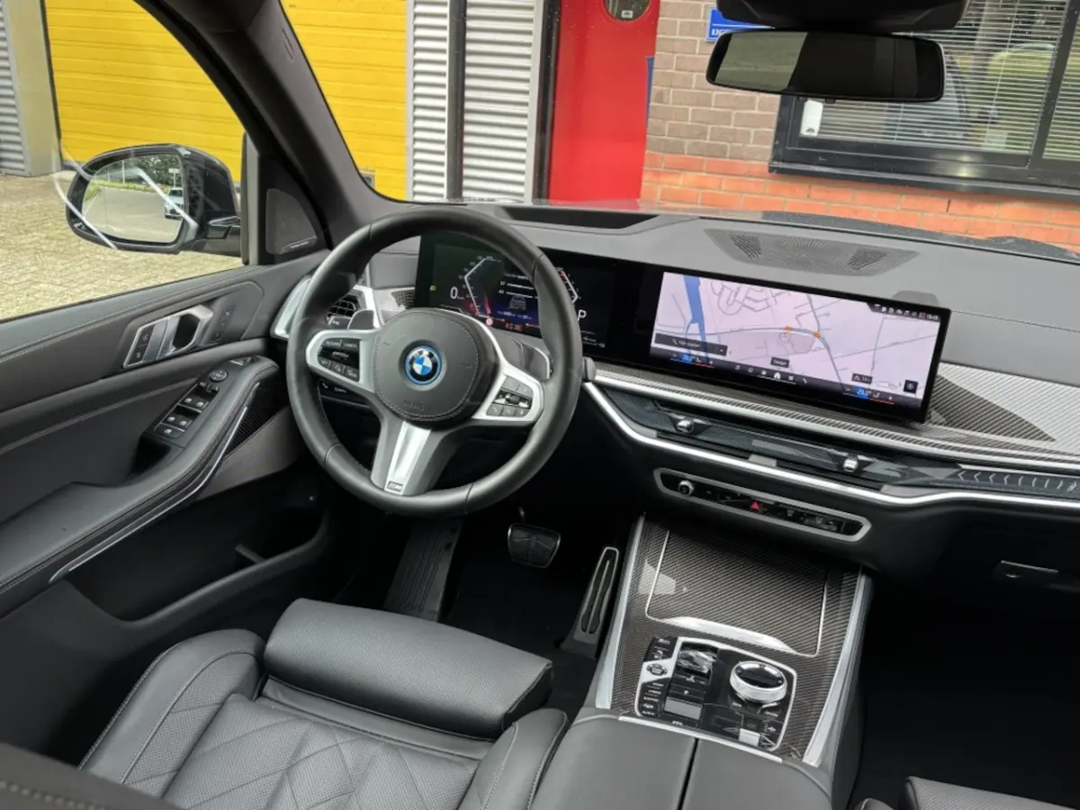 xDrive50e M-Sport PRO Carbon Pano Head-Up Harman Kardon