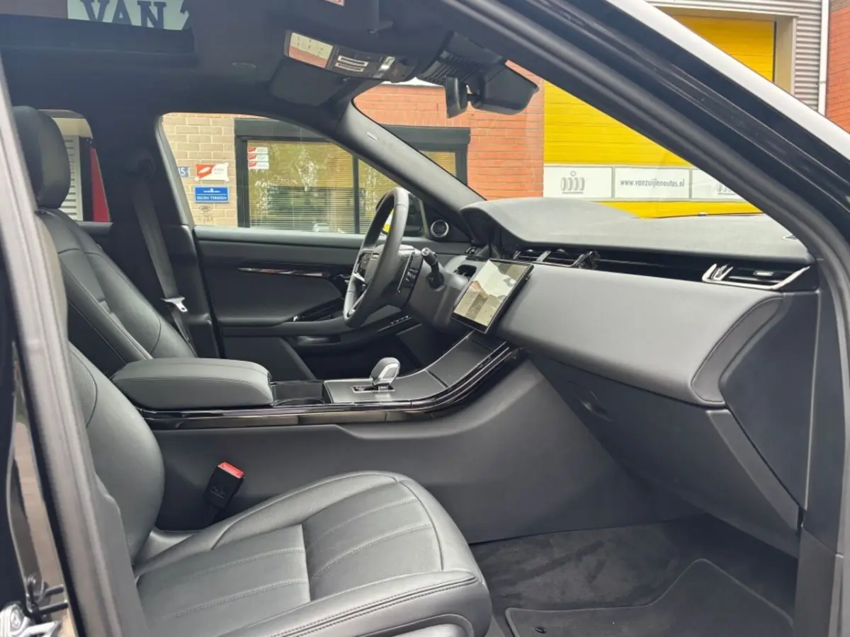 P270e AWD Dynamic SE Pano Blackpack 360Â° Trekhaak 20''
