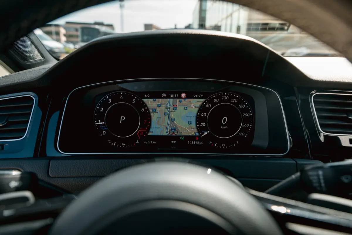 R 2.0 TSI 4Motion | pan.dak | leder | soundsyst