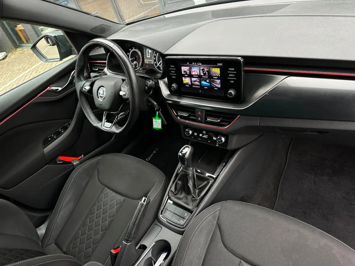 1.0 TSI Sport Business/1STE EIG/APP-CONNECT/AUTOMAAT