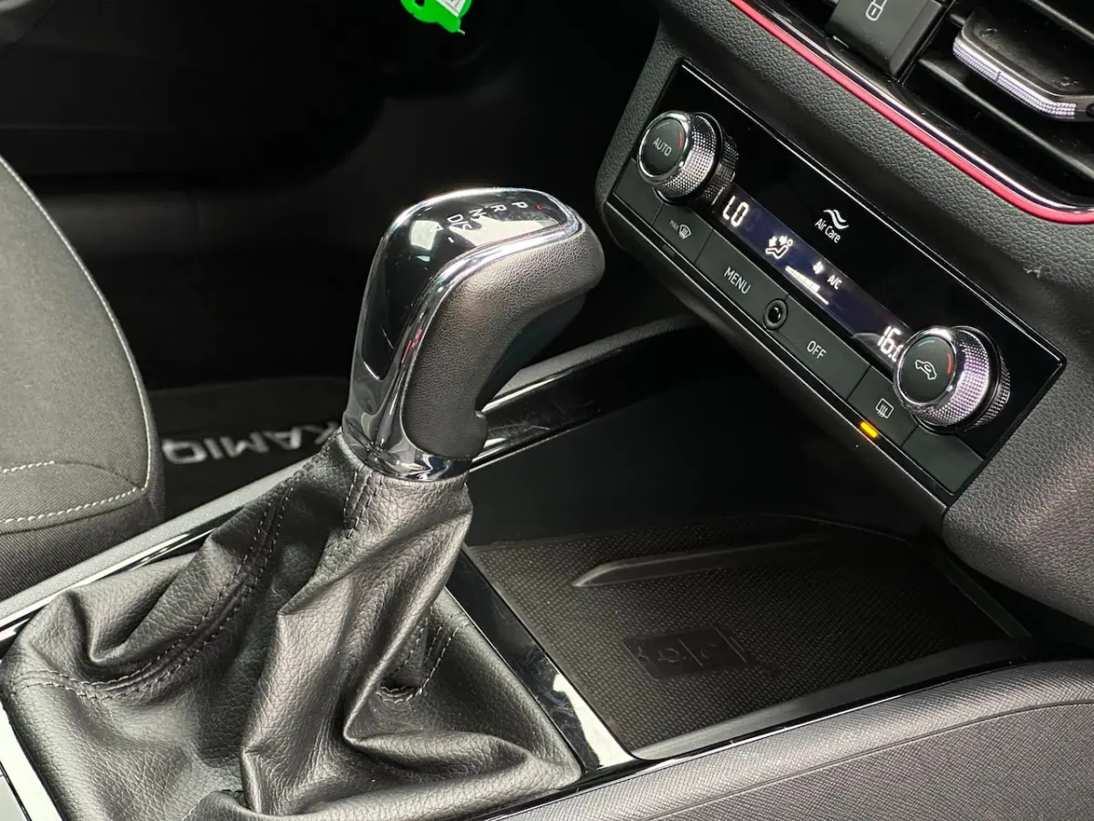 1.0 TSI Sport Business/1STE EIG/APP-CONNECT/AUTOMAAT