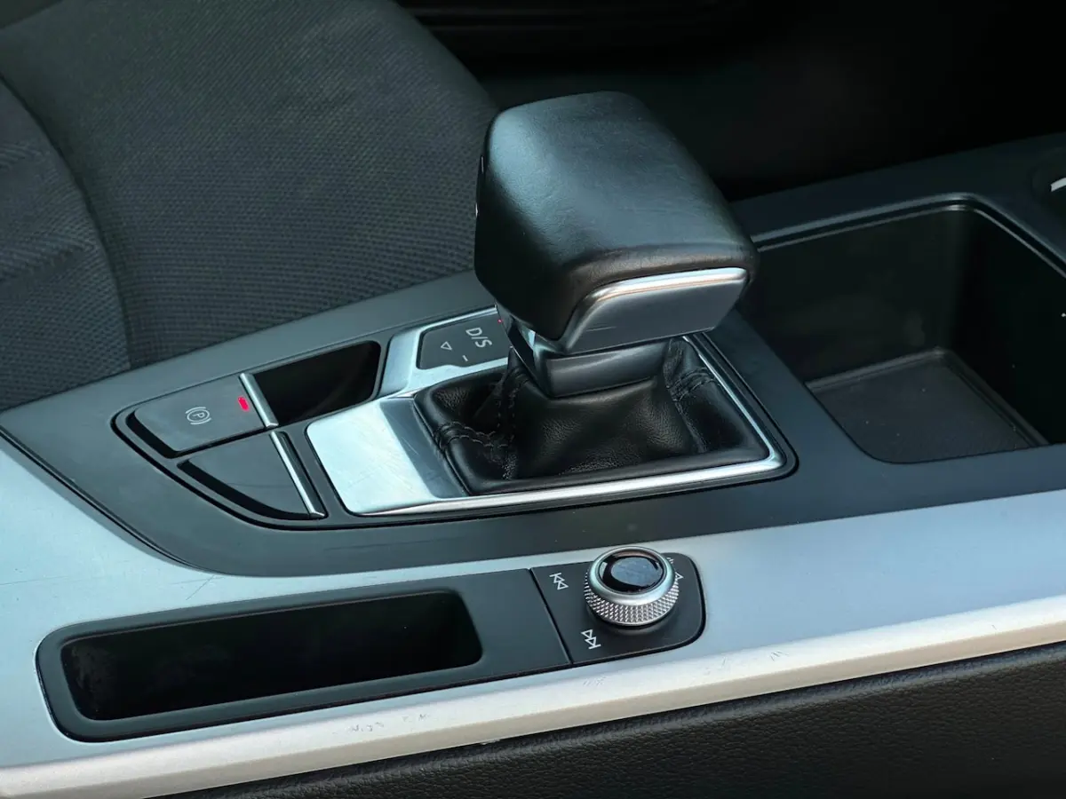 35 TDI Launch edition Sport/CARPLAY/LEDER/NAVI/NETTE STAAT