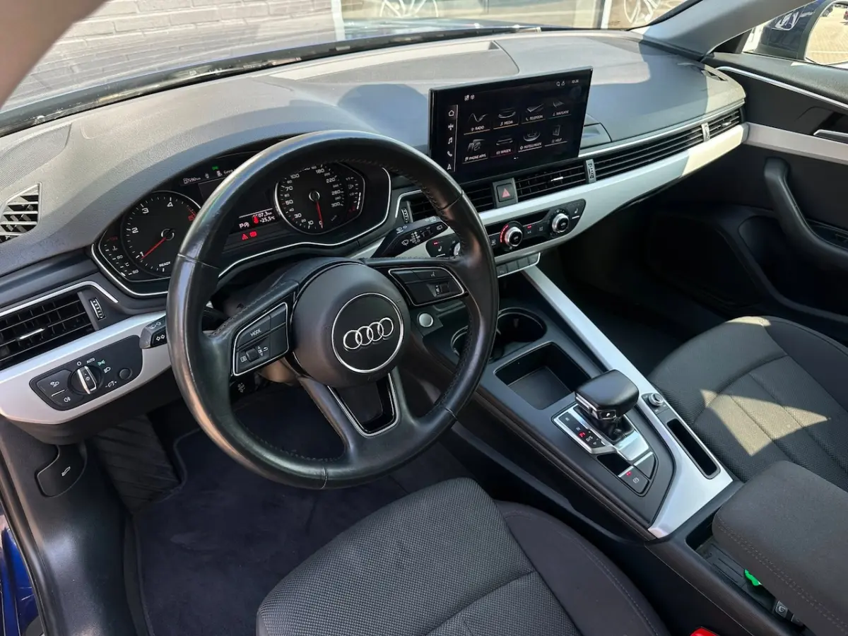 35 TDI Launch edition Sport/CARPLAY/LEDER/NAVI/NETTE STAAT