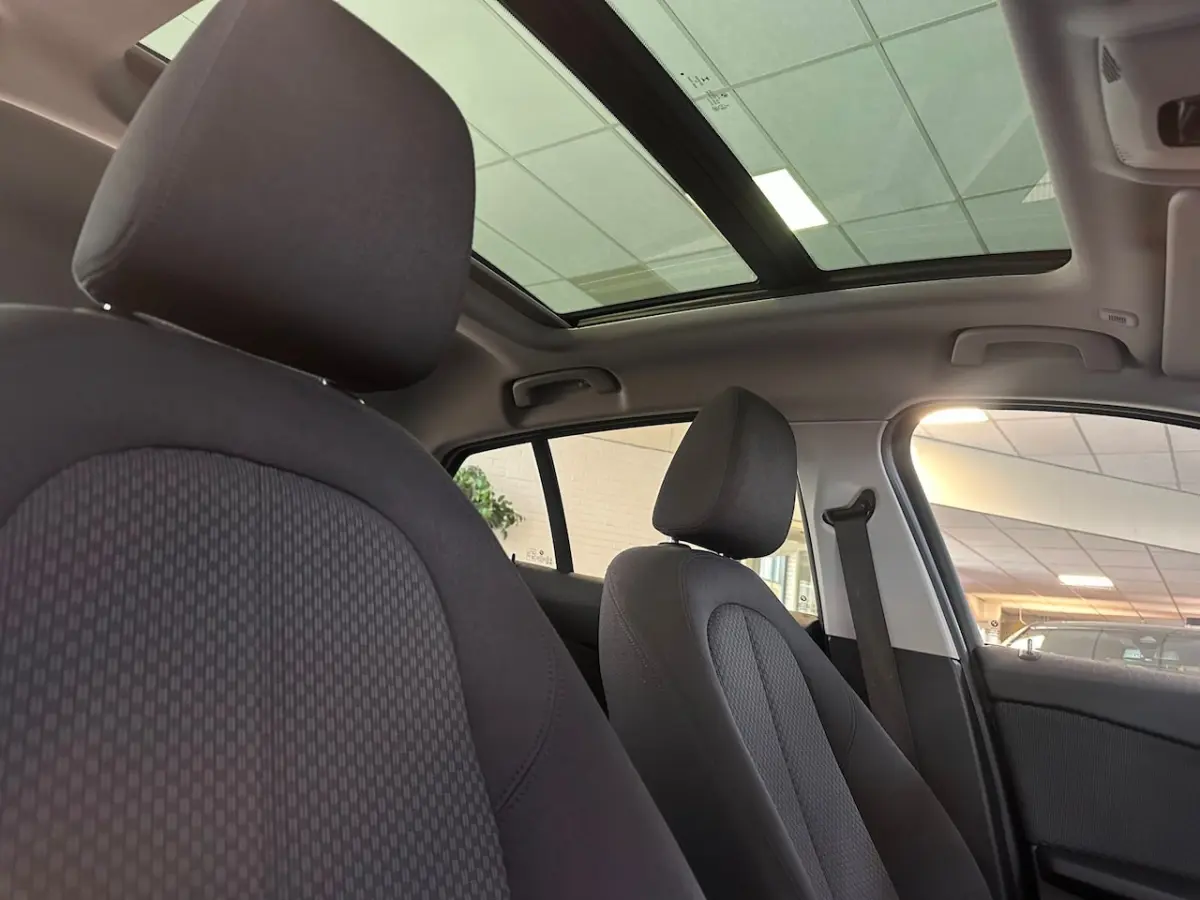 118i Executive Edition/PANO-DAK/NAVI/CARPLAY/LED/NL AUTO NAP