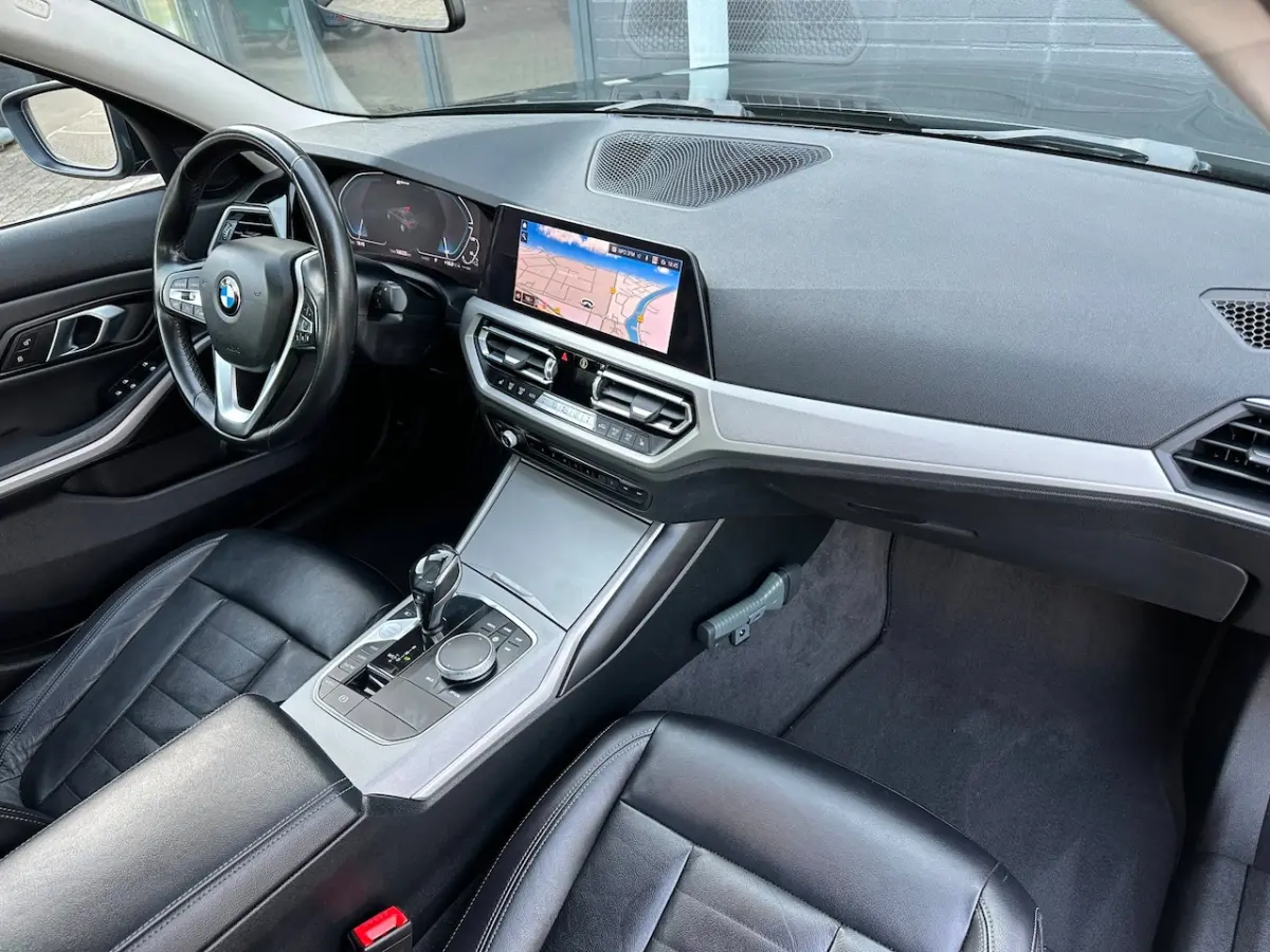 330e High Executive/LED/NAVI/CARPLAY/NL-AUTO NAP