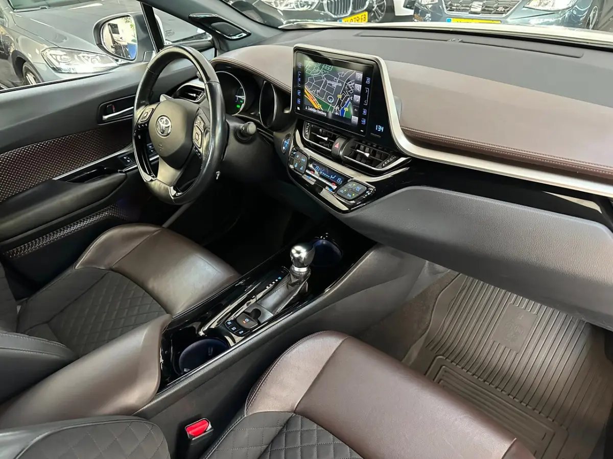 1.8 Hybrid Executive/CAMERA/NL-AUTO NAP/NETTE STAAT