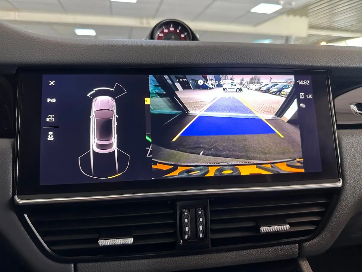 3.0 E-Hybrid/PANO-DAK/LEDER/CAMERA/NL-AUTO NAP