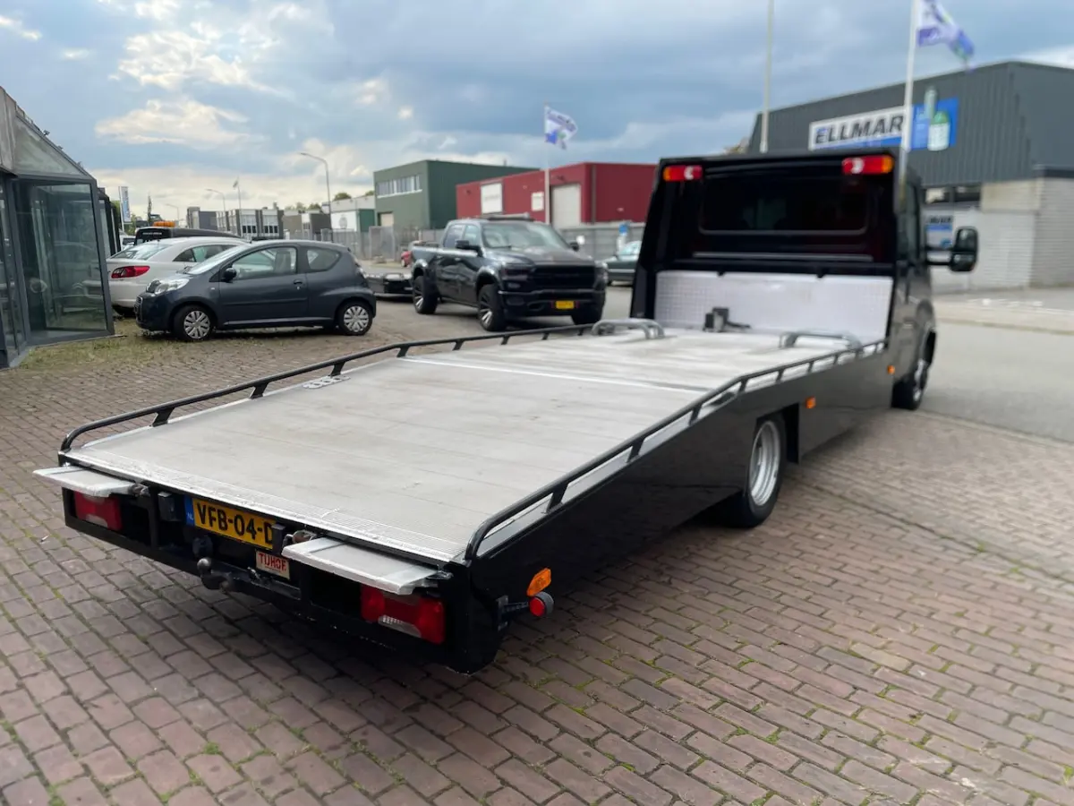 35C18HV 3.0 352L H2 Automaat Clima Cruis Navi