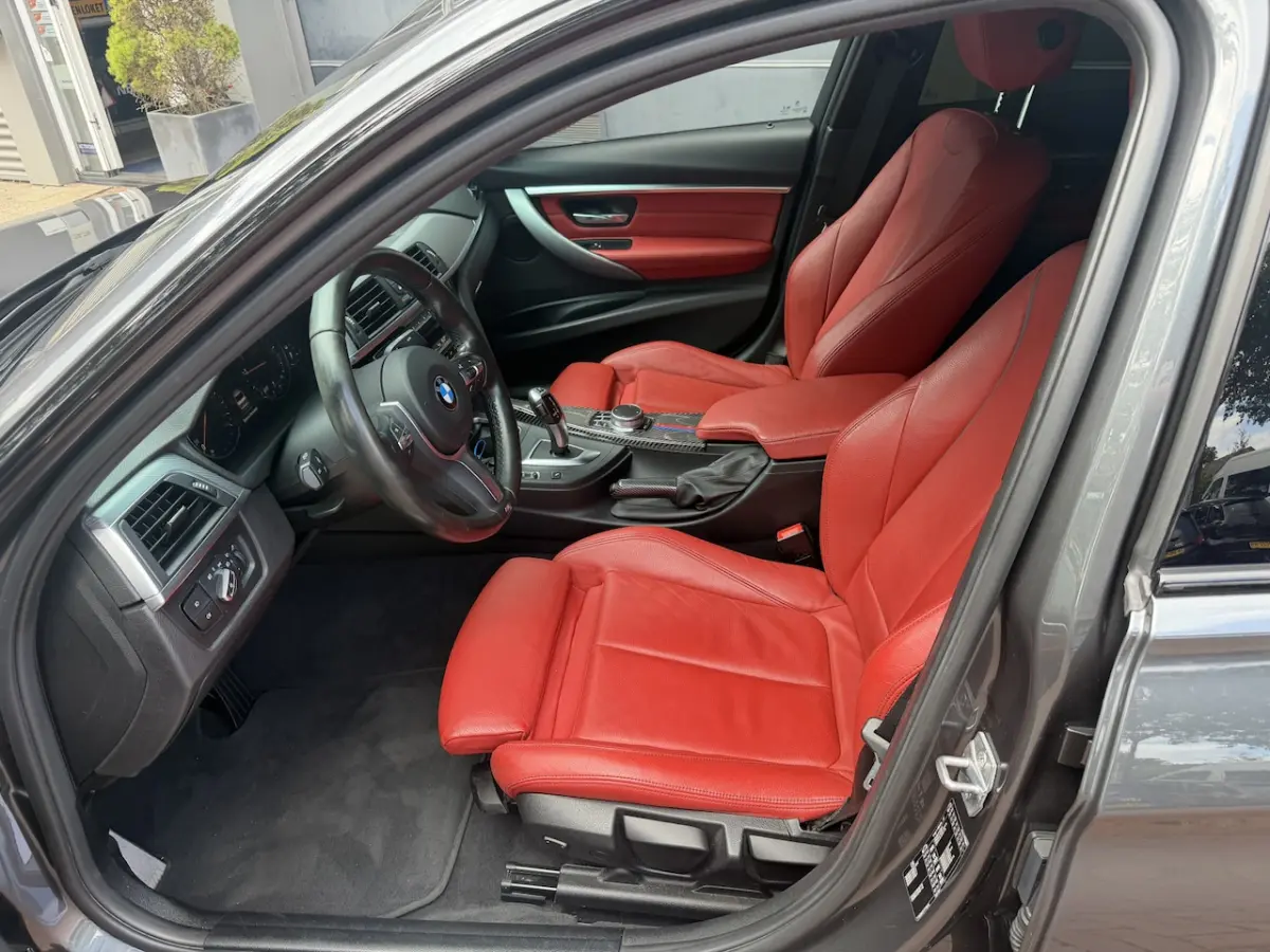 318i Edition M Sport Shadow High Executive Bj 2018 Km 88.000 Dealer onderhouden 136pk Auto