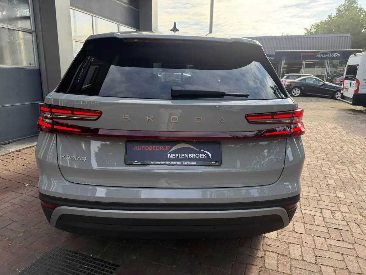 1.5 TSI PHEV Business Edition Plus | ex BPM | Leer Suite | HUD | Matrix | DCC | 20â | Wint