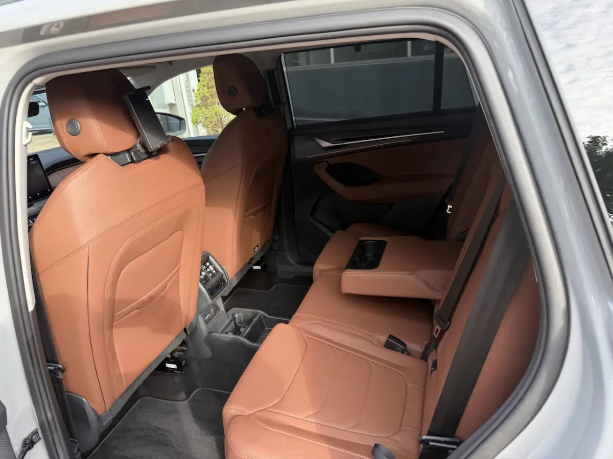 1.5 TSI PHEV Business Edition Plus | ex BPM | Leer Suite | HUD | Matrix | DCC | 20â | Wint