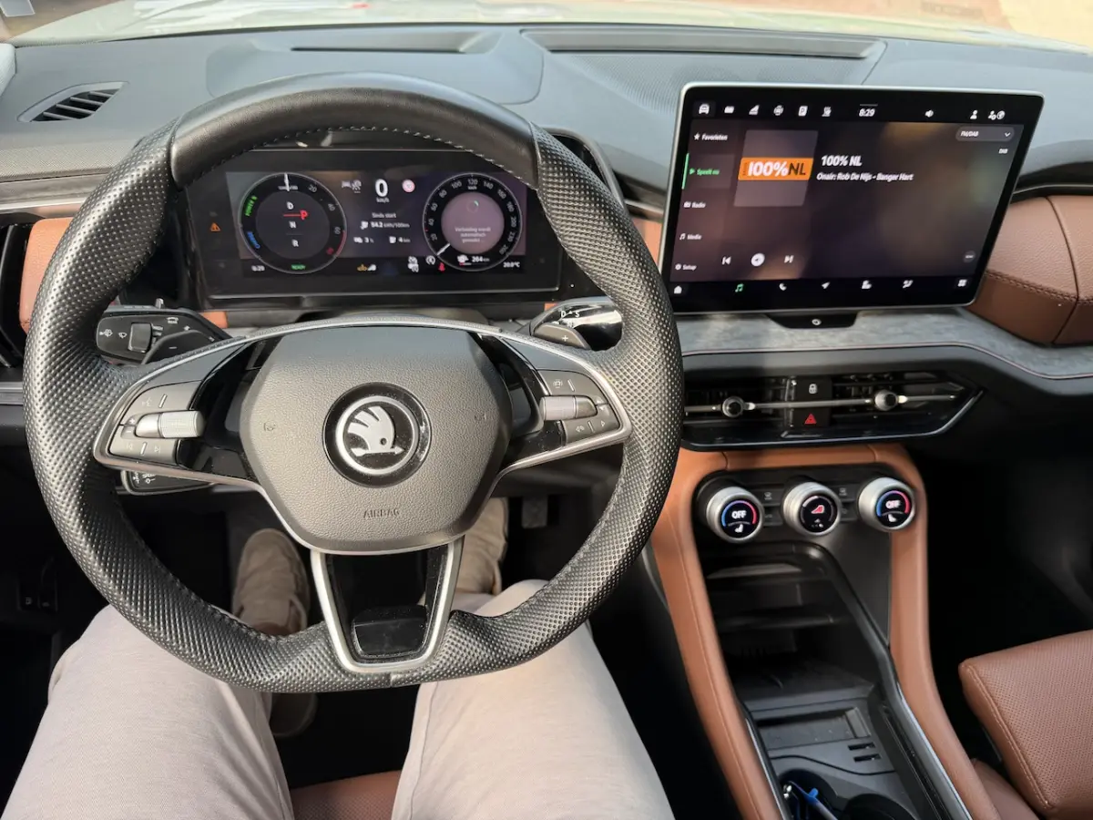1.5 TSI PHEV Business Edition Plus | ex BPM | Leer Suite | HUD | Matrix | DCC | 20â | Wint
