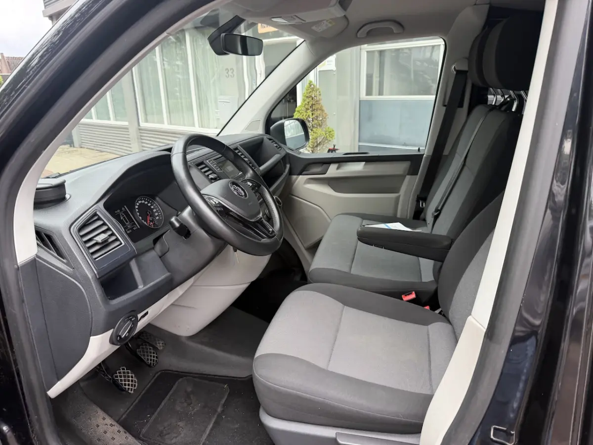 2.0 TDI L2H1 DC rolstoelbus bj 2015 km 48.000 1e eigenaar