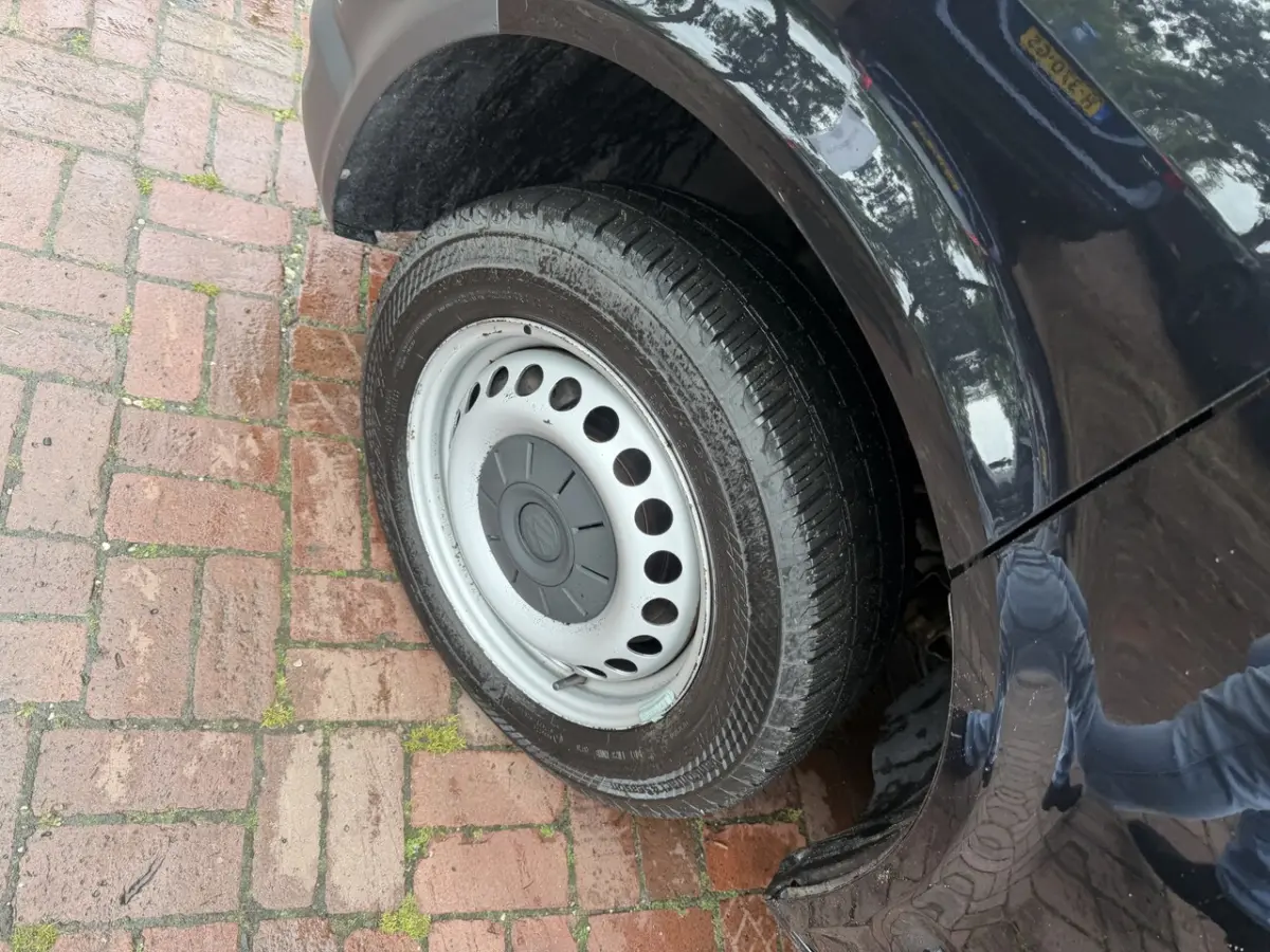 2.0 TDI L2H1 DC rolstoelbus bj 2015 km 48.000 1e eigenaar