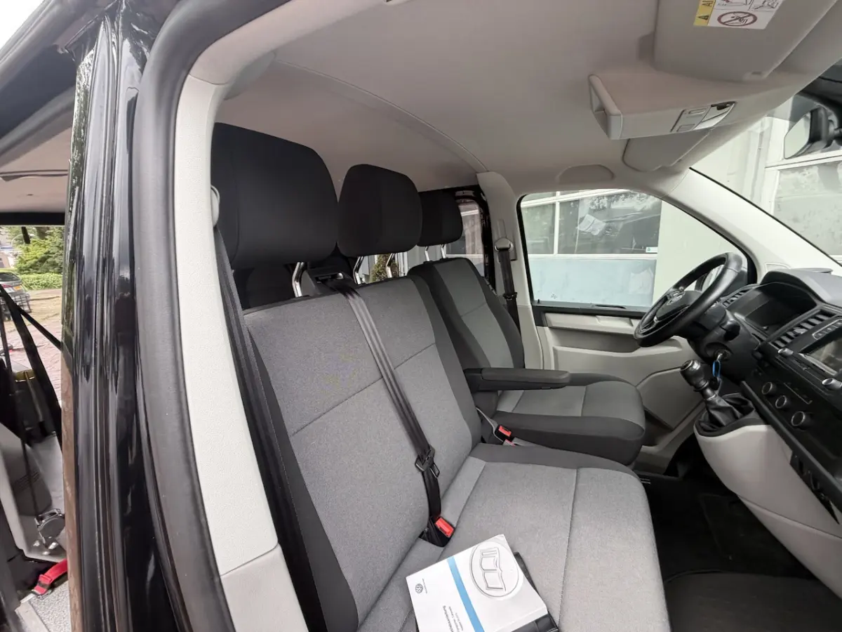 2.0 TDI L2H1 DC rolstoelbus bj 2015 km 48.000 1e eigenaar