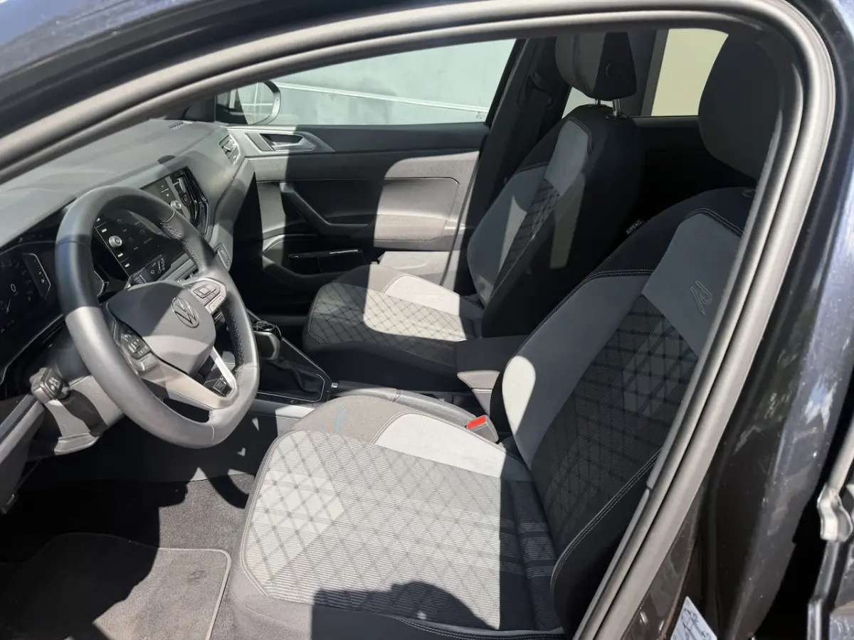 1.5 TSI R-Line Business | ex BPM | AppConnect | Pano | LED | Virtual Pro | 17"| IQ Drive |