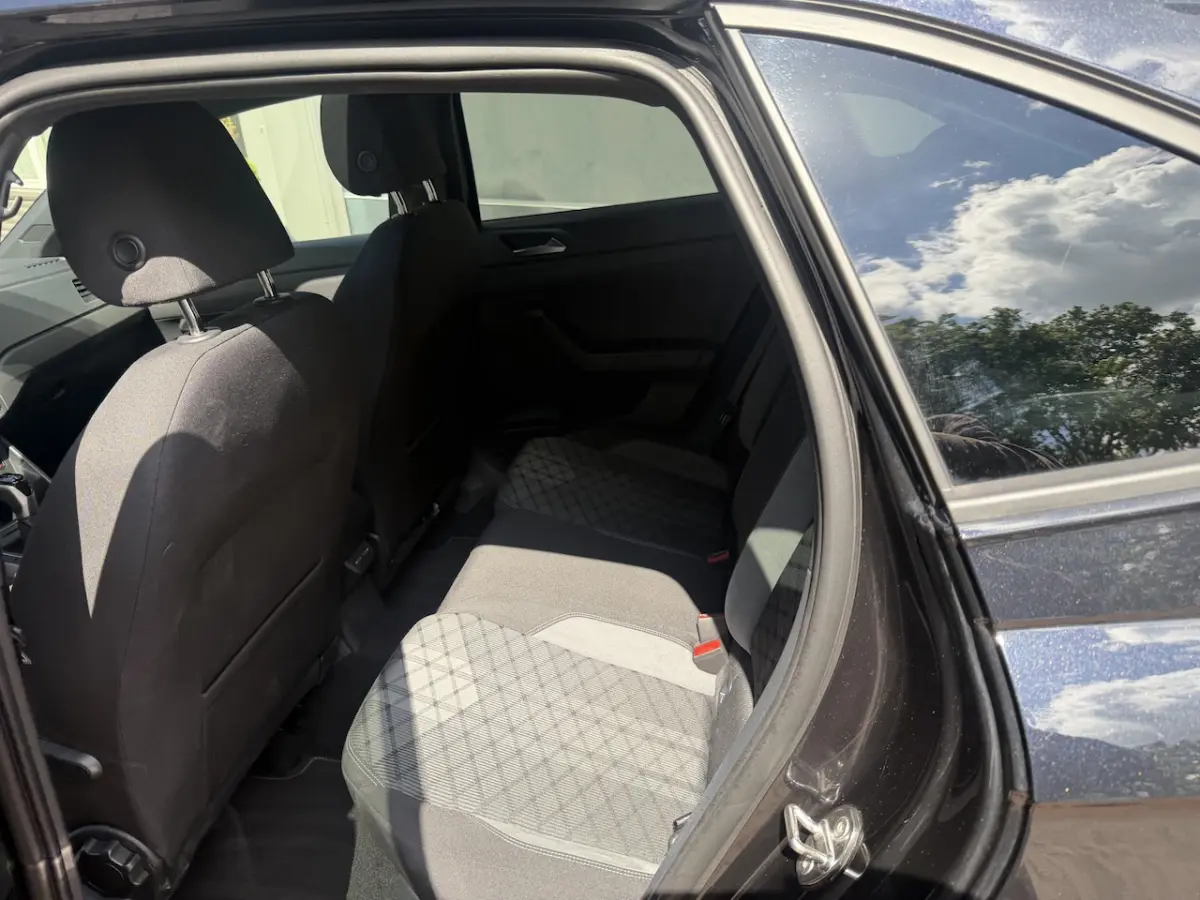 1.5 TSI R-Line Business | ex BPM | AppConnect | Pano | LED | Virtual Pro | 17"| IQ Drive |