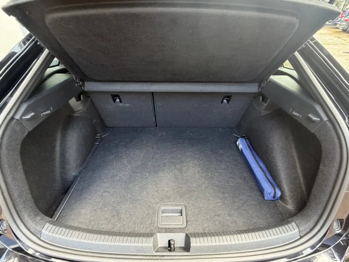 1.5 TSI R-Line Business | ex BPM | AppConnect | Pano | LED | Virtual Pro | 17"| IQ Drive |