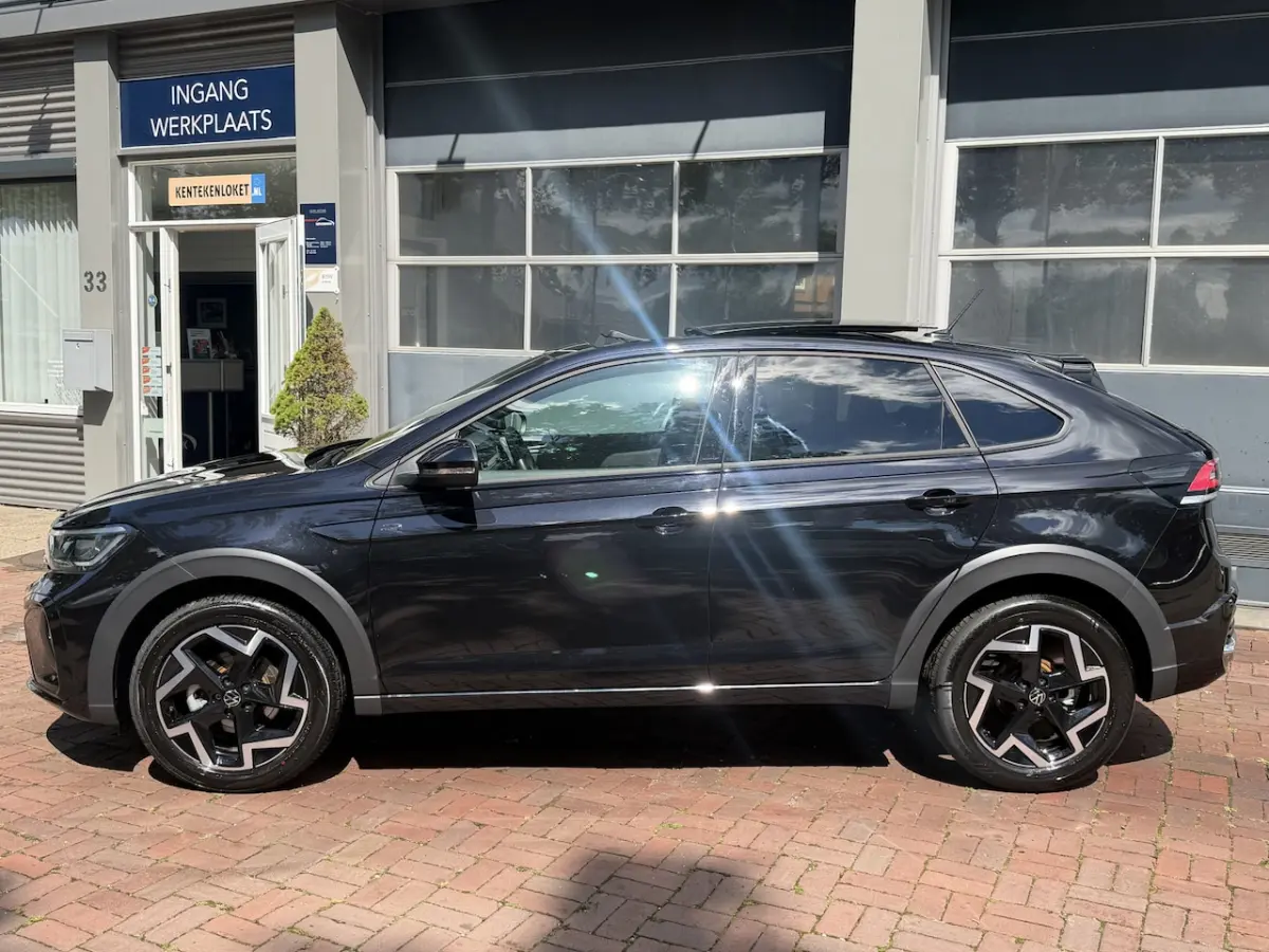 1.5 TSI R-Line Business | ex BPM | AppConnect | Pano | LED | Virtual Pro | 17"| IQ Drive |