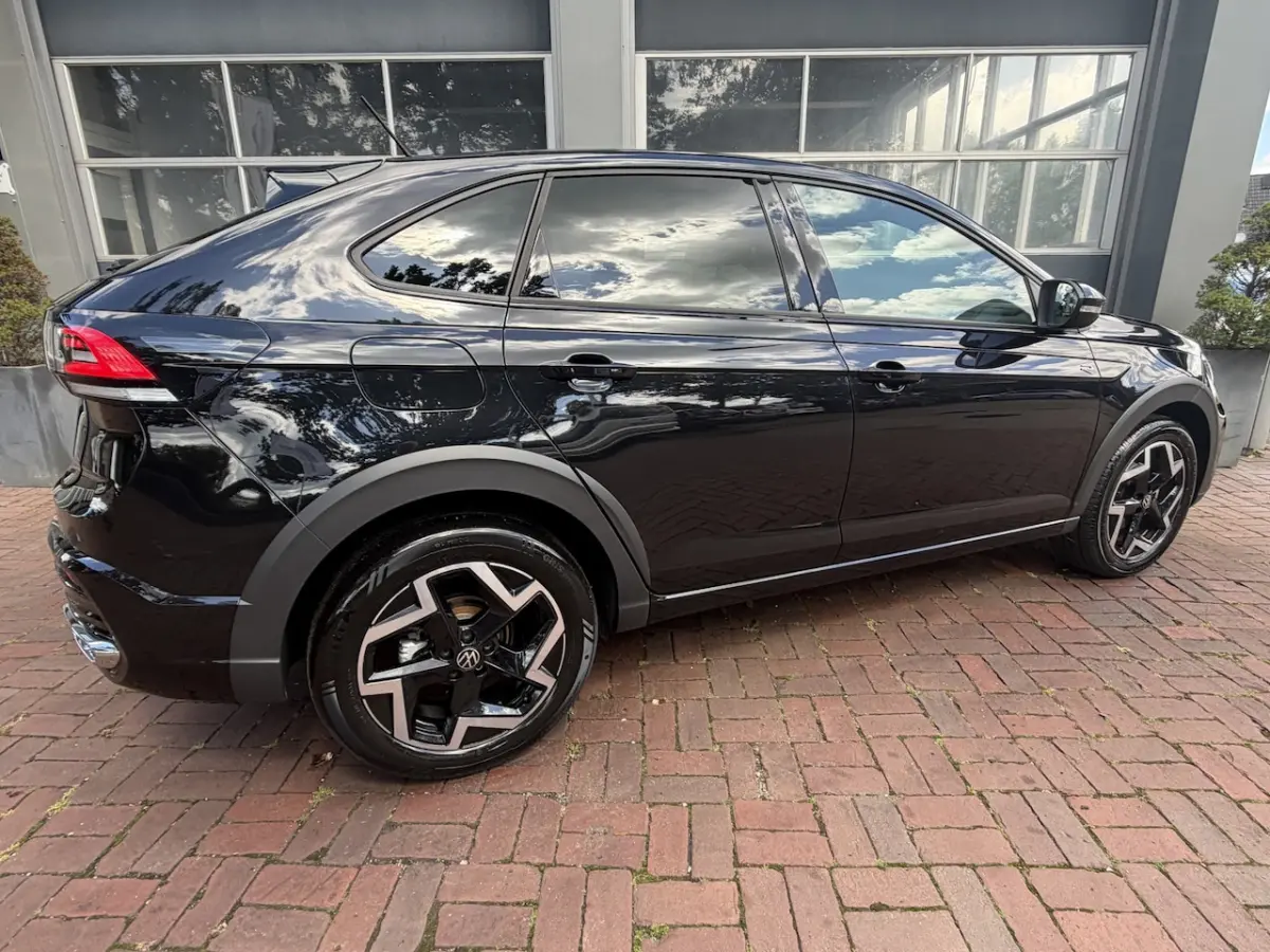 1.5 TSI R-Line Business | ex BPM | AppConnect | Pano | LED | Virtual Pro | 17"| IQ Drive |