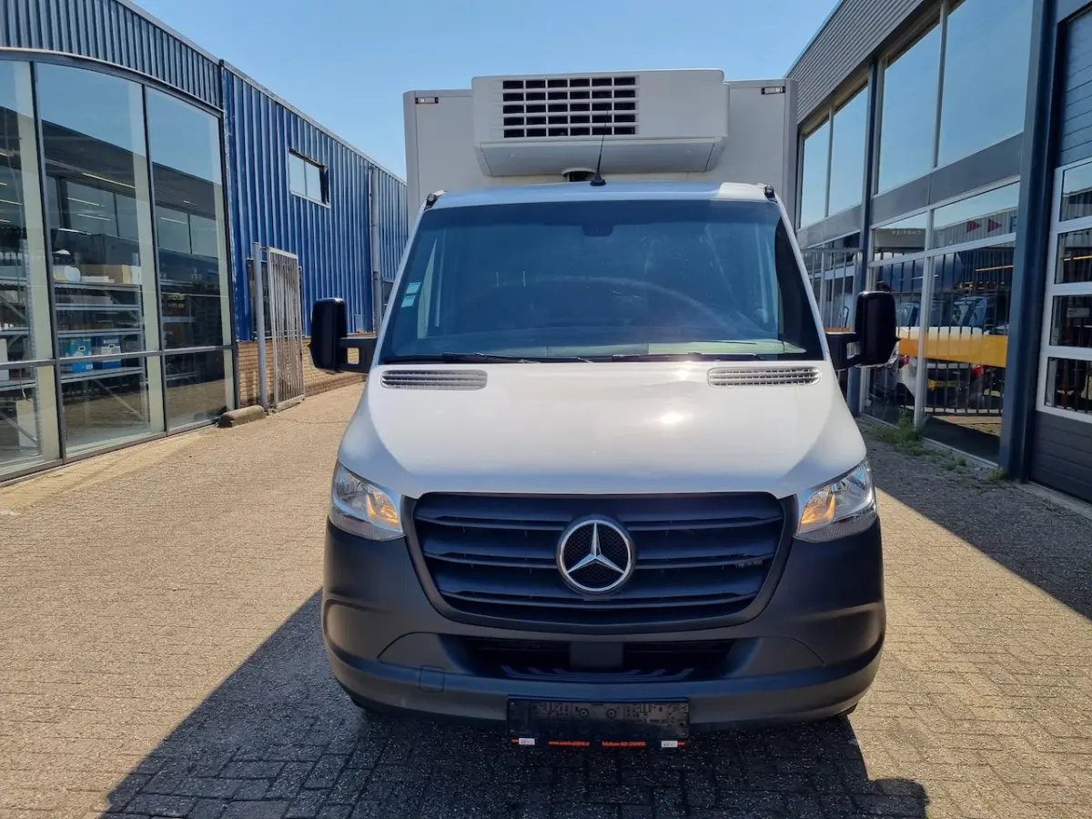 316 CDI Kuhlkoffer/ V500 MAX MT -20+20/ Trennwand