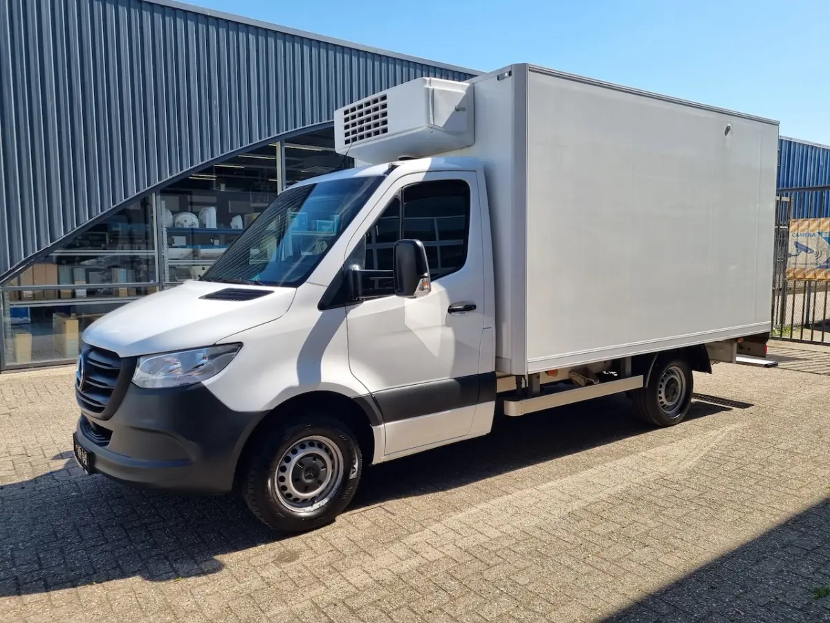 316 CDI Kuhlkoffer/ V500 MAX MT -20+20/ Trennwand