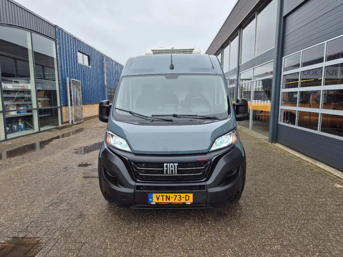 Maxi Koelwagen TK V300MAX st. 230V +20C/-20C Euro 6