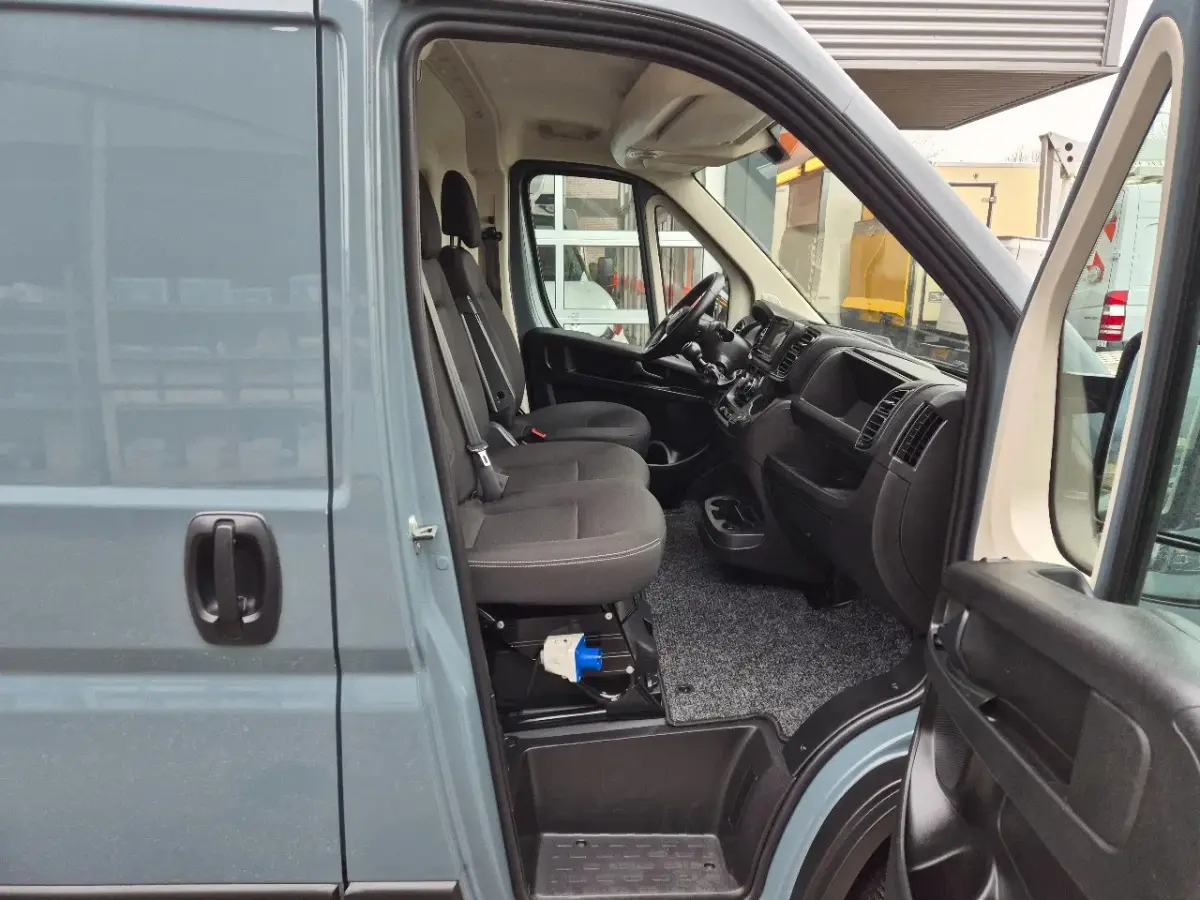 Maxi Koelwagen TK V300MAX st. 230V +20C/-20C Euro 6