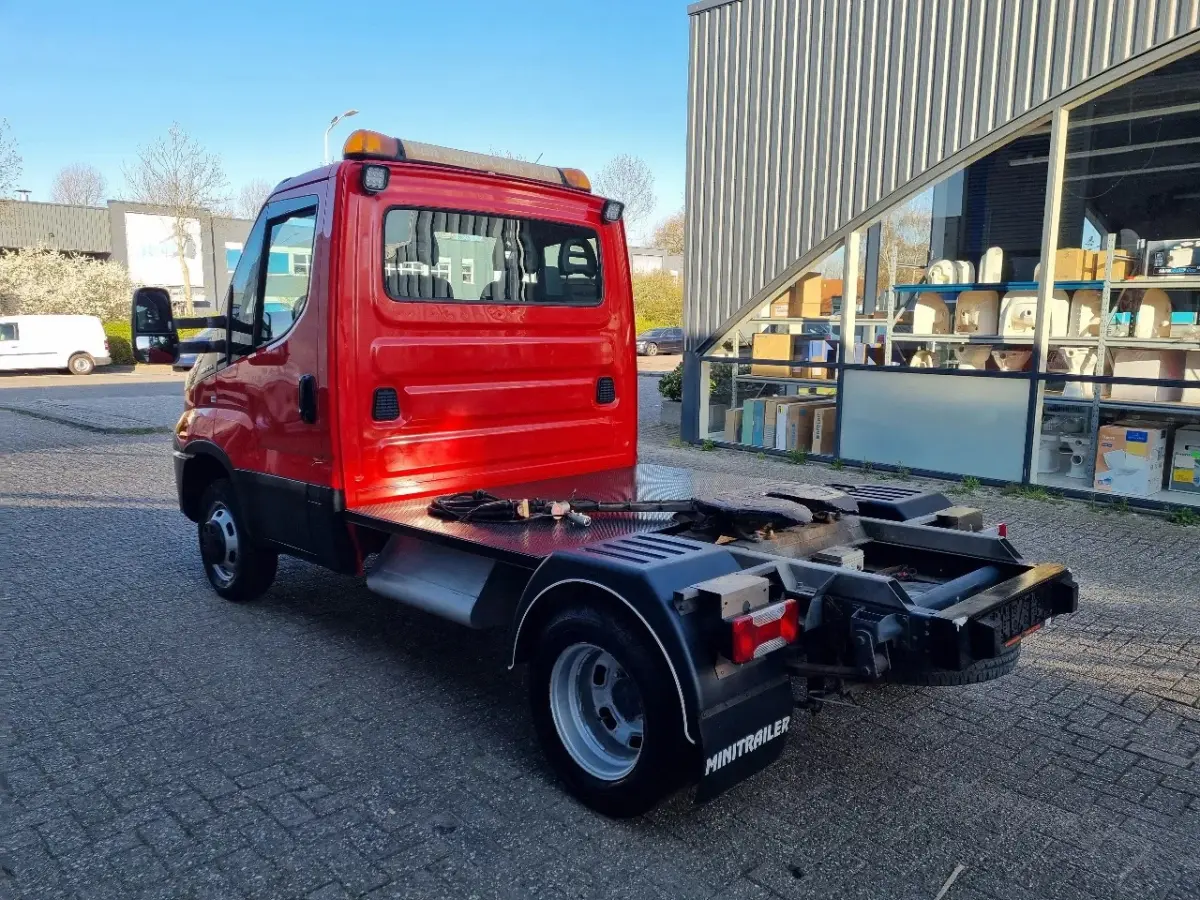 50C21 3.0D/ 204 PS/ 8750 KG