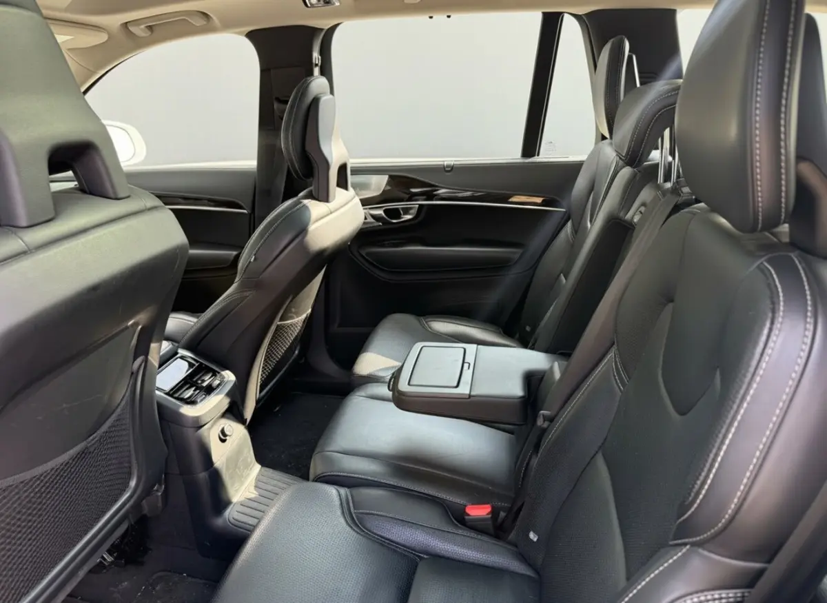 2.0 T8 Twin Engine AWD Inscription 7 pers