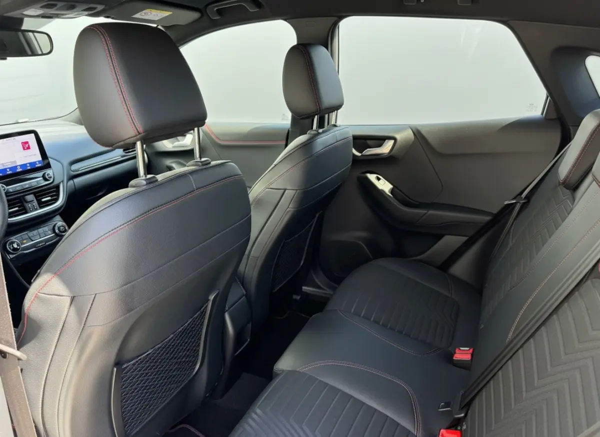 1.0 EcoBoost Hybrid ST-Line X 12 maand garantie