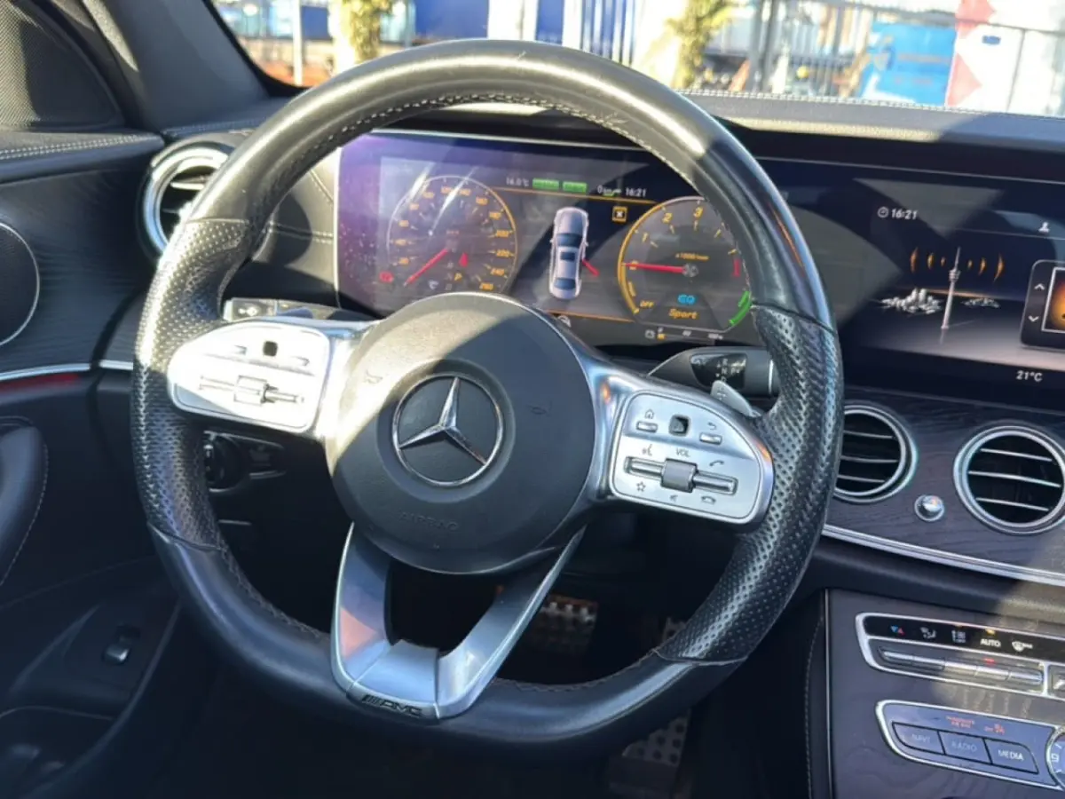 300 de Business Solution AMG 6 maand garantie