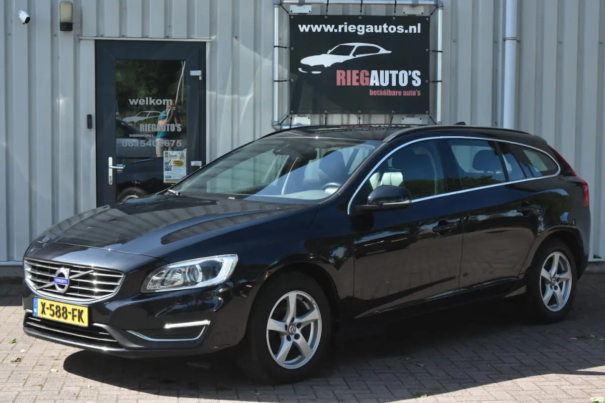 Volvo V60 2015 Benzine Handgeschakeld leasen