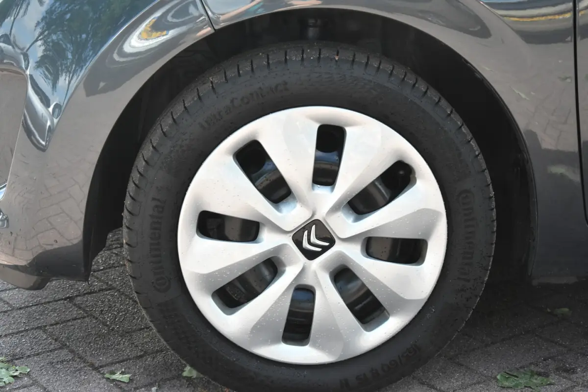 1.0 VTi Feel â 2019 | Origineel Nederlandse auto | Airco | Cruise Control | Lage km-stand