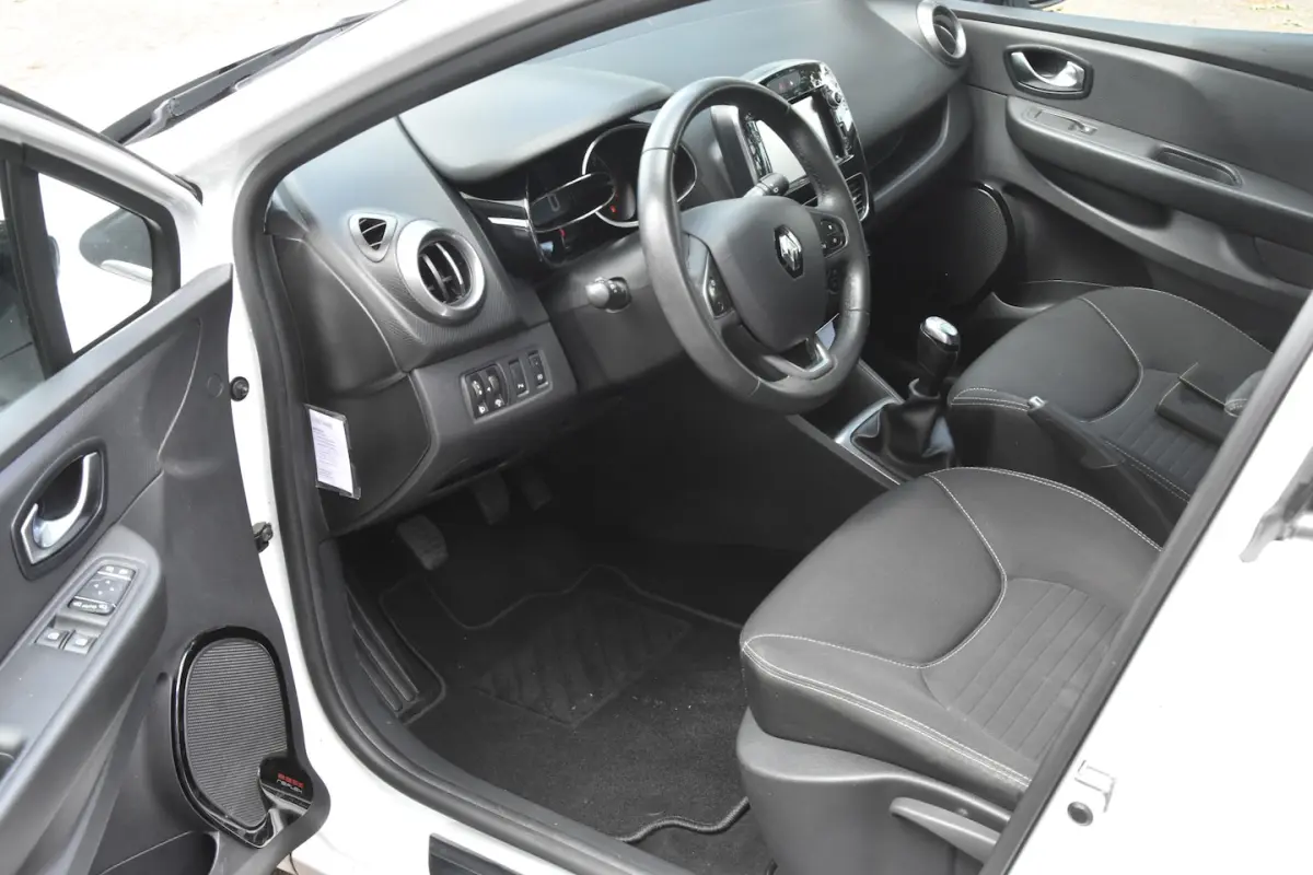 0.9 TCe Limited â 2016 | Origineel Nederlandse auto | Climate Control | Trekhaak | Nette a
