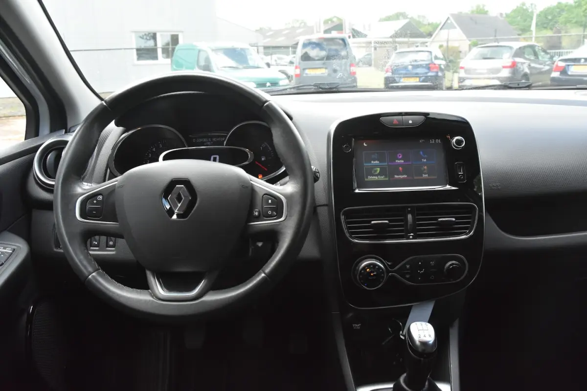0.9 TCe Limited â 2016 | Origineel Nederlandse auto | Climate Control | Trekhaak | Nette a