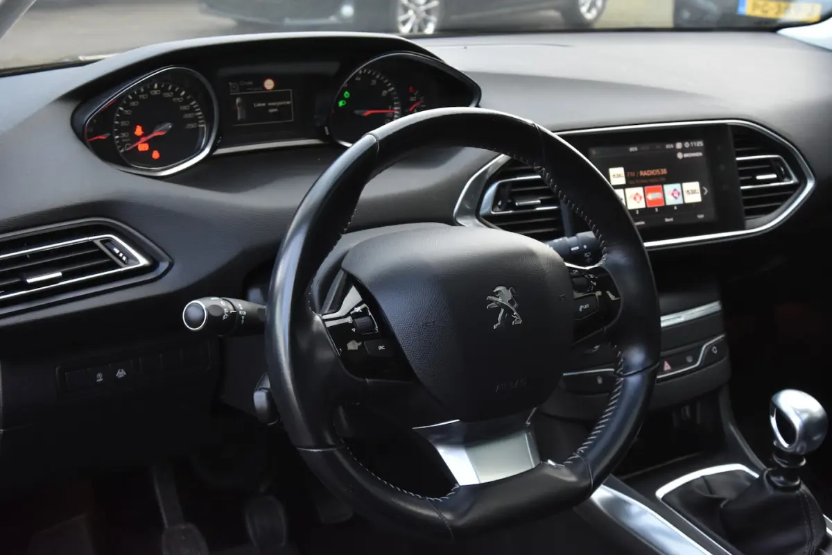 â 2018 | Navigatie | Leder | 6-versnellingen | LED | Parkeersensoren