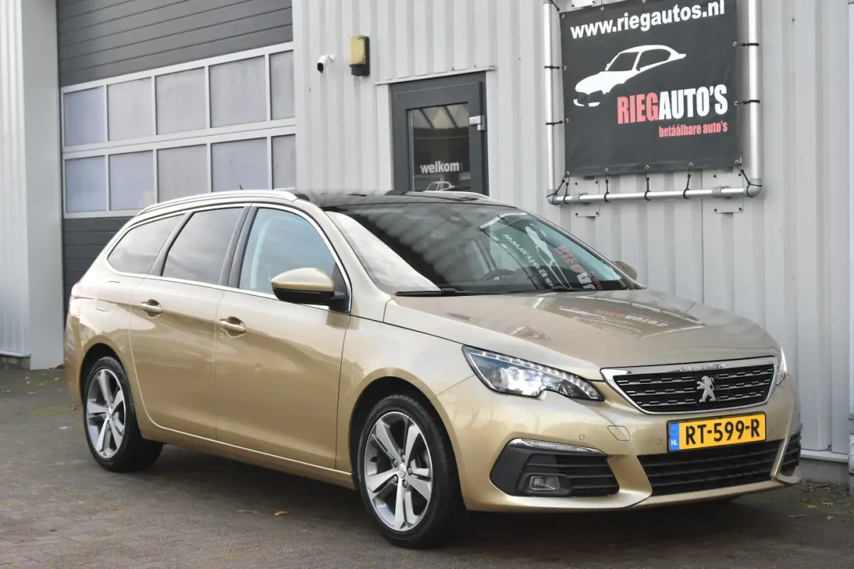 â 2018 | Navigatie | Leder | 6-versnellingen | LED | Parkeersensoren