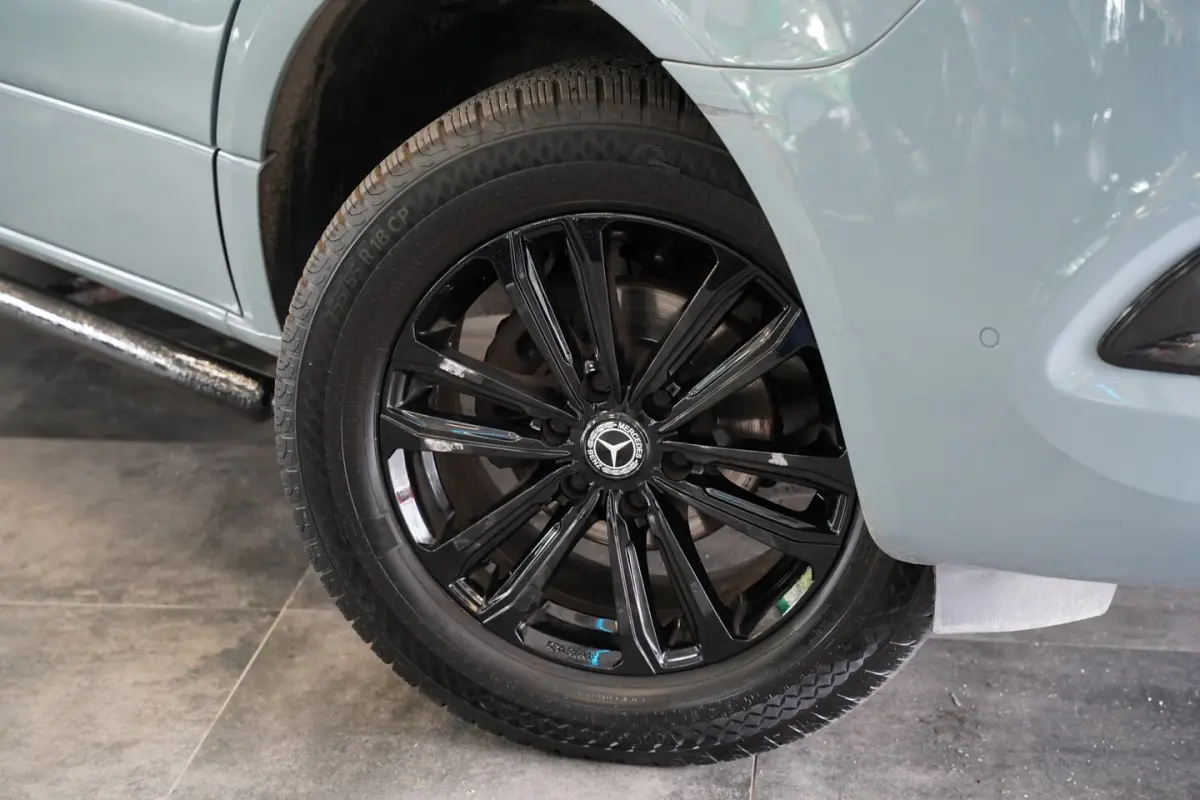 319 3.0 CDI L2H2 EURO VI-D ACC PDC 18''LM Dubbel Cabine