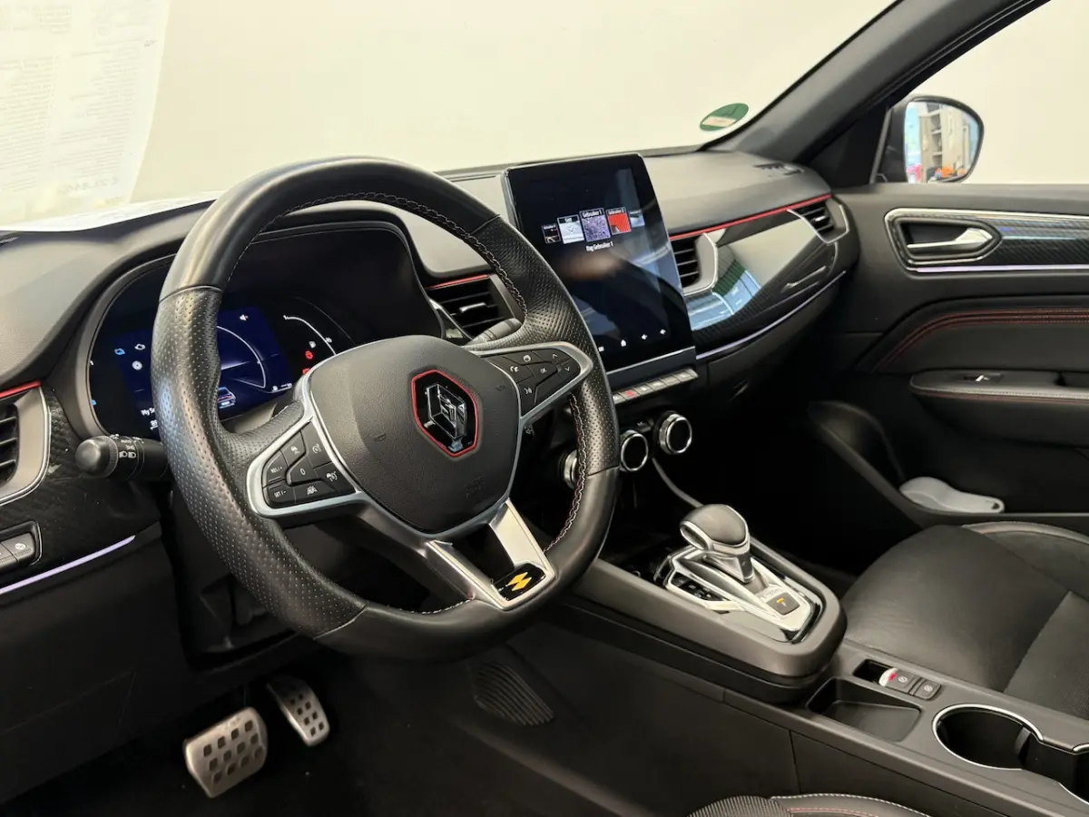 1.6 E-Tech Hybrid 145 R.S. Line Carbon inleg ACC PDC Camera Carplay Blindspot