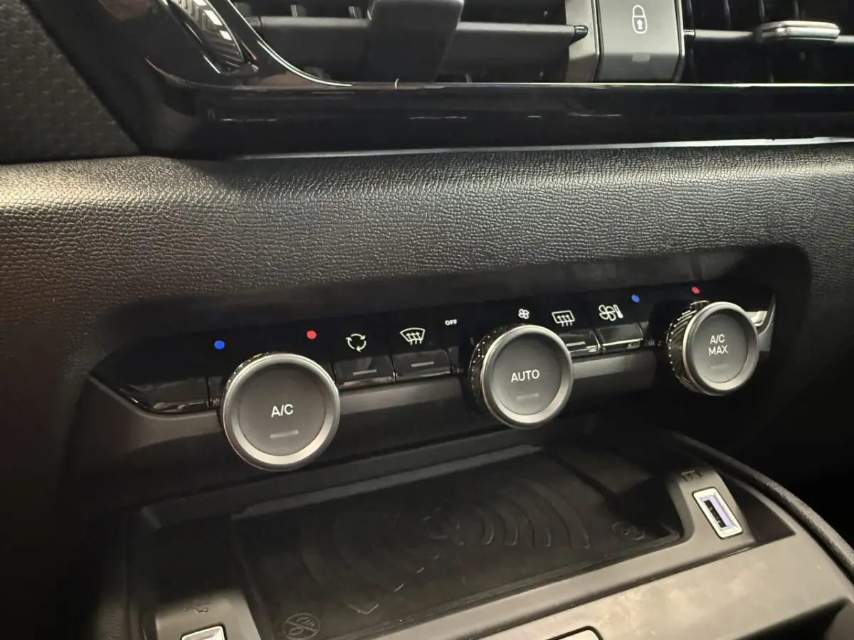 Max 156pk Extended range 54 kWh ACC PDC Blindspot Carplay