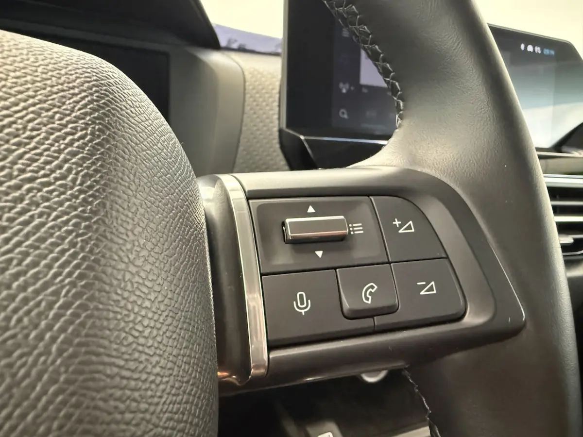 Max 156pk Extended range 54 kWh ACC PDC Blindspot Carplay