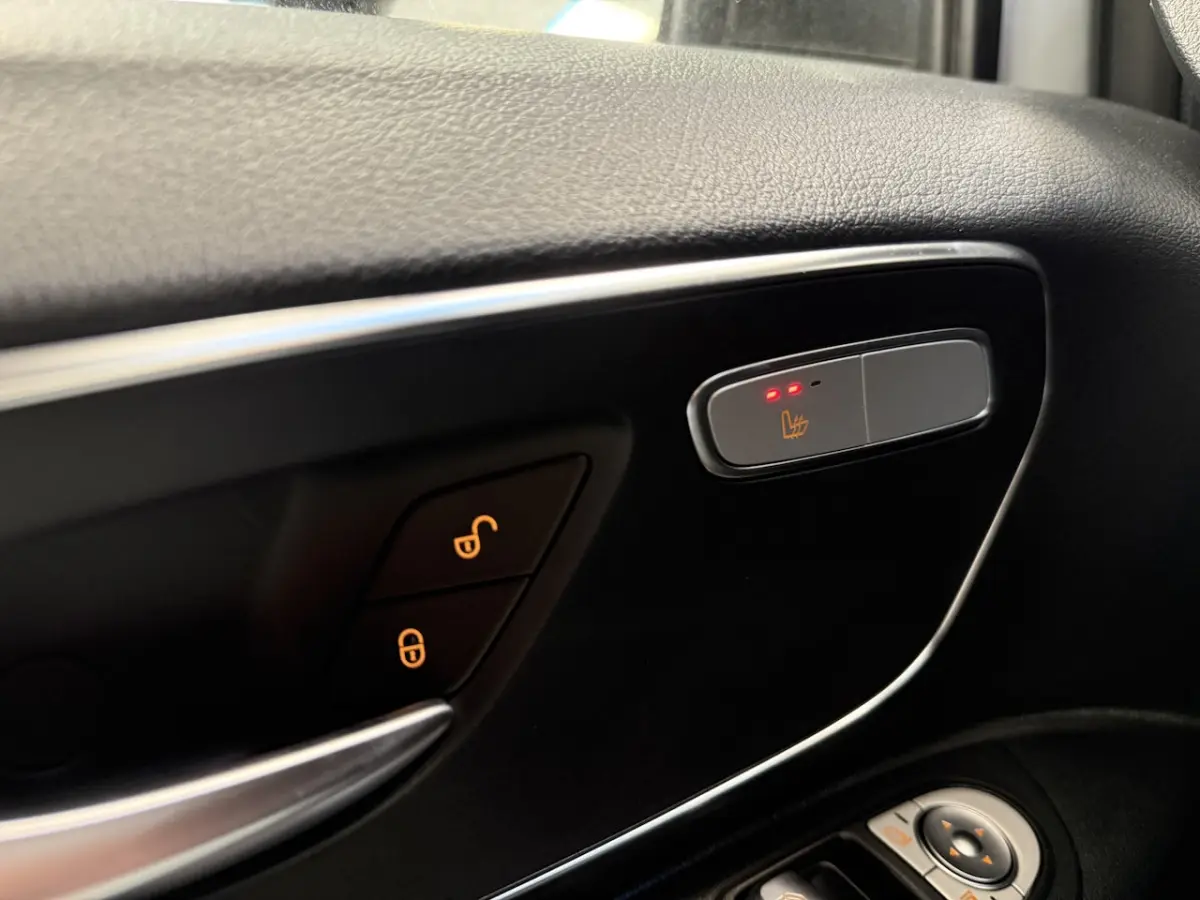 eVito 112 L2 60 kWh Stoelverwarming