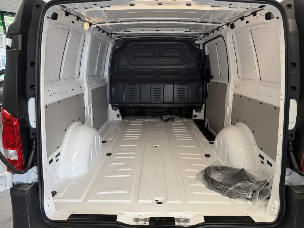 eVito 112 L2 60 kWh Stoelverwarming