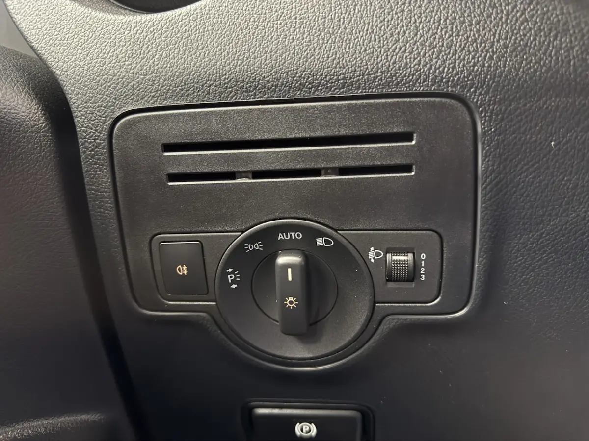 eVito 112 L2 60 kWh Stoelverwarming