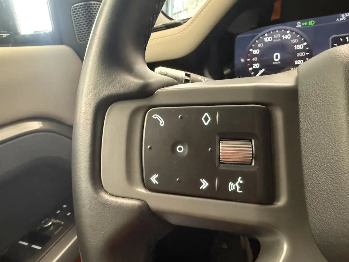 P400e SE Heritage Leder Full-led Groot scherm Navigatie